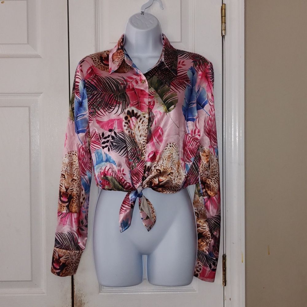Banjul Leopard fern jungle print front tie long sleeve cropped top Sz M